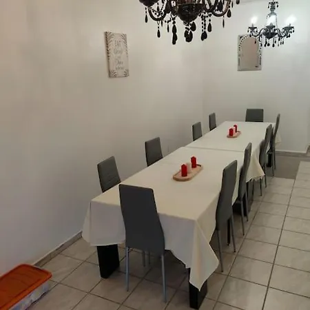 Grande Maison Proche Paris * מיטרי-מורי